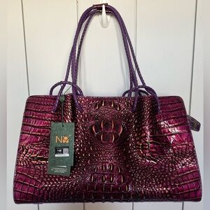 NWT Vegan croc 🐊 💜 fashion boutique handbag